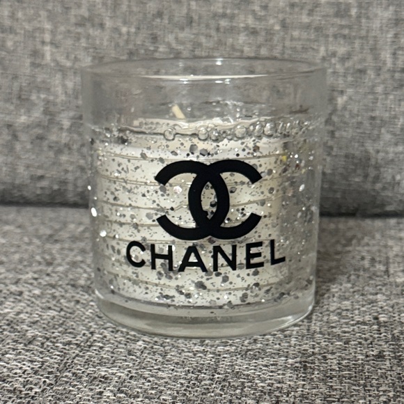 CHANEL Black and Silver Candle - Picture 2 of 7